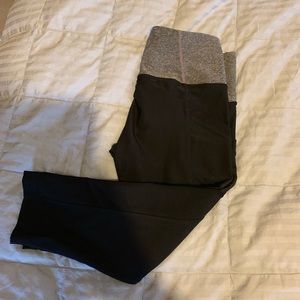 MGG workout leggings